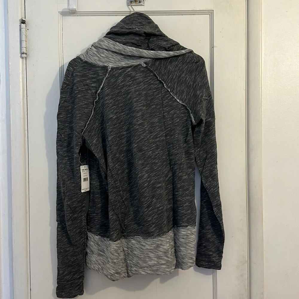 Free People Beach Cocoon Cowl Pullover - Picture 5 of 11